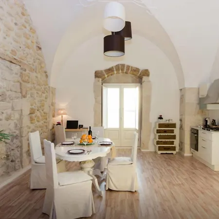 Sicily - Maddalena Villa *